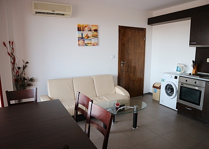 Недорогая трехкомнатная квартира на Солнечном Берегу. Foto 2