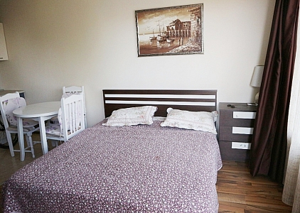 Просторная студия в красивом комплексе. Фото 7