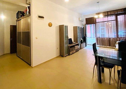 Велика двокімнатна квартира поряд з морем у Поморії. Фото 6