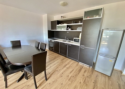 Große Zweizimmerwohnung in einem Elitekomplex . Foto 13