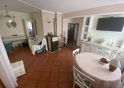 Velký dům se třemi ložnicemi ve vesnici Goritsa. Foto 3 Velký dům se třemi ložnicemi ve vesnici Goritsa. Foto 3