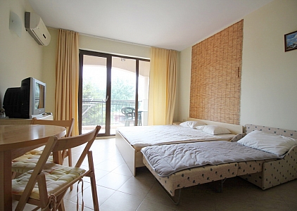 Отличная студия на первой линии в Царево. Foto 3