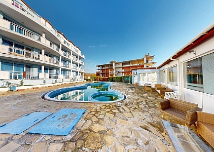 Apartment with a pool view in a residential complex. Photo 6 Apartment with a pool view in a residential complex. Photo 6