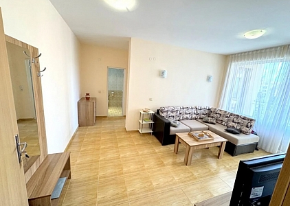 Apartment with pool view in a large complex. Photo 17