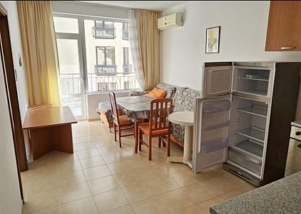 Inexpensive 2 bedroom apartment. Photo 10