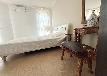 Большая двухкомнатная квартира в 400 метрах от моря. Фото 4 Большая двухкомнатная квартира в 400 метрах от моря. Фото 4