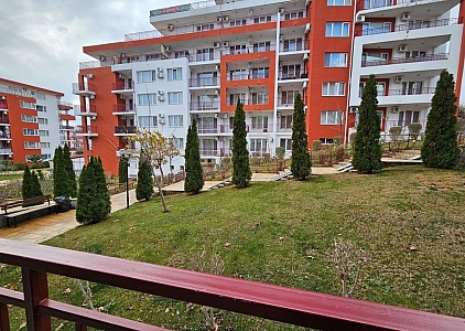 Ausgezeichnete Wohnung in erster Linie in einem großen Komplex. Foto 13 Ausgezeichnete Wohnung in erster Linie in einem großen Komplex. Foto 13