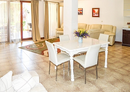 Duże mieszkanie w pięknym kompleksie w pierwszej linii. Zdjęcie 12 Duże mieszkanie w pięknym kompleksie w pierwszej linii. Zdjęcie 12