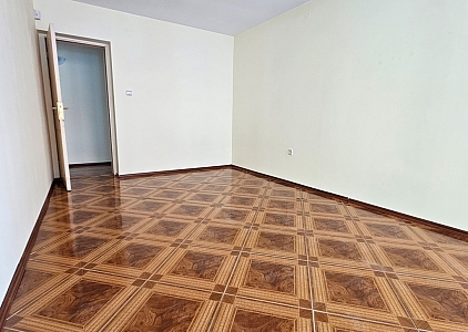 Apartmán s výhledem na moře v budově bez poplatků za údržbu. Foto 16
