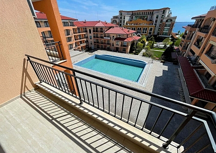 Duży piękny apartament z widokiem na morze w pobliżu plaży. Zdjęcie 8