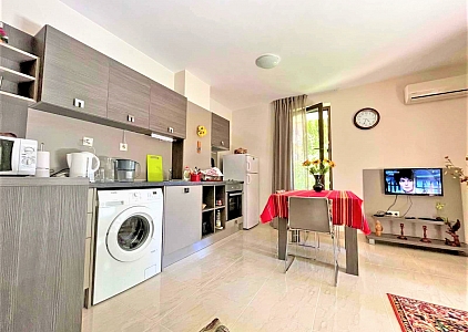 Przytulne mieszkanie z oddzielną sypialnią 200 metrów od morza. Zdjęcie 3