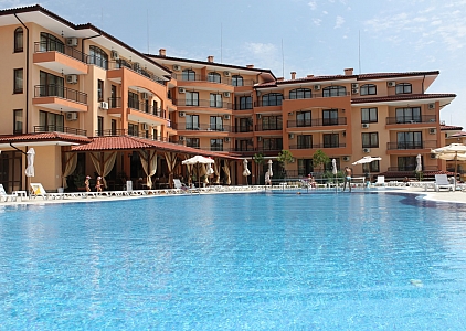 Attraktive Zweizimmerwohnung mit Poolblick im Star Dreams-Komplex. Foto 15