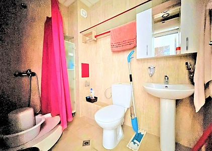 Хорошая трехкомнатная квартира с кабинетом в 450 метрах от моря. Foto 7