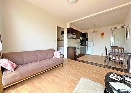 Хорошая трехкомнатная квартира с кабинетом в 450 метрах от моря. Foto 12