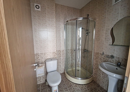 Útulný dvoupokojový apartmán 450 metrů od pláže. Foto 13