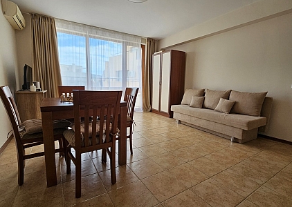 Apartment mit Poolblick in einer Wohnanlage. Foto 8