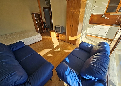 Spacious furnished studio in the Sun City 1 complex. Photo 2