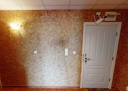 Große Dreizimmerwohnung in einer guten Anlage. Foto 22