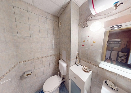Große Dreizimmerwohnung in einer guten Anlage. Foto 25