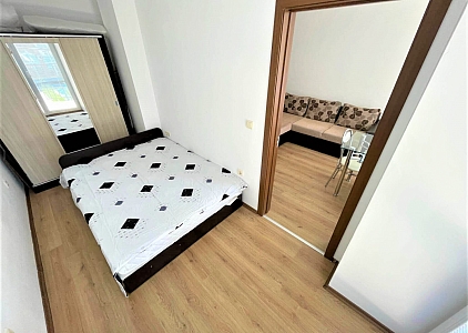 Przytulne studio z widokiem na basen. Zdjęcie 14