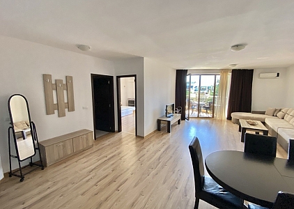 Große Zweizimmerwohnung in einem Elitekomplex . Foto 10