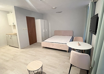 Студия с новой мебелью . Фото 5