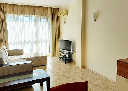Spacious apartment with sea views in the center of Nessebar. Photo 2