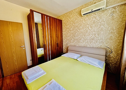 Wiederverkauf im Garden of Eden-Komplex. Foto 6