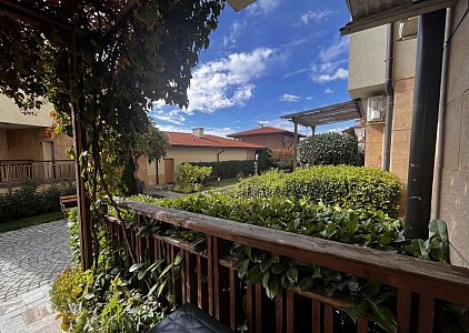 Wiederverkauf im Garden of Eden-Komplex. Foto 13