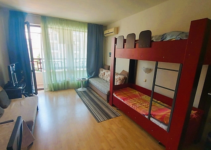 Large studio at a bargain price in St. Vlas. Photo 4 Large studio at a bargain price in St. Vlas. Photo 4