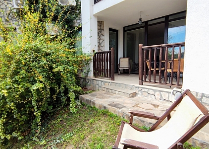 Spacious apartment with access to the pool. Photo 9