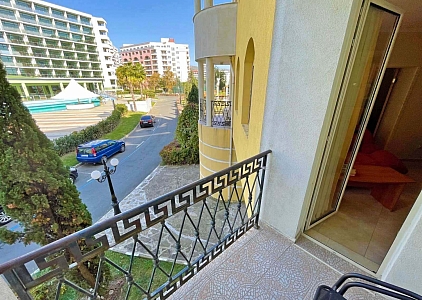 Nice three-room apartment 50 meters from the sea. Photo 10