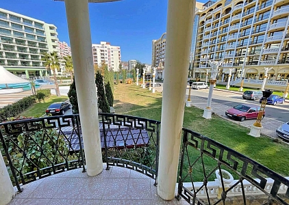 Nice three-room apartment 50 meters from the sea. Photo 12