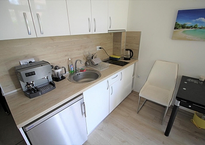 Geräumiges Studio mit Terrasse in Sunny Beach. Foto 3