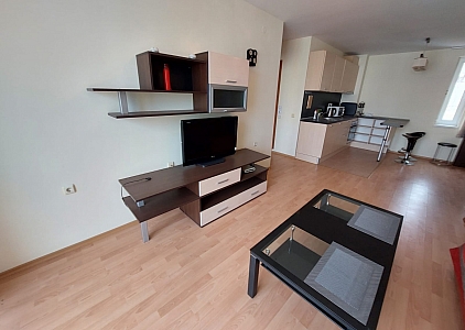 Geräumige Wohnung mit Meerblick in einem großen Komplex in der zweiten Reihe. Foto 14