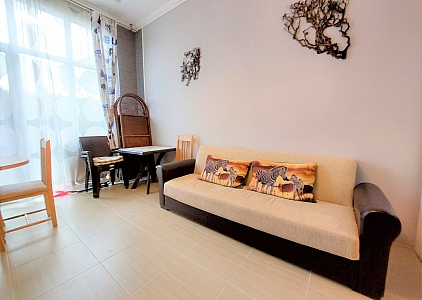 Wohnung mit großer Liegewiese in guter Anlage. Foto 6