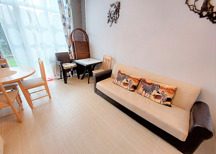 Wohnung mit großer Liegewiese in guter Anlage. Foto 7