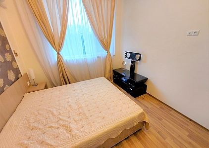 Wohnung mit großer Liegewiese in guter Anlage. Foto 13