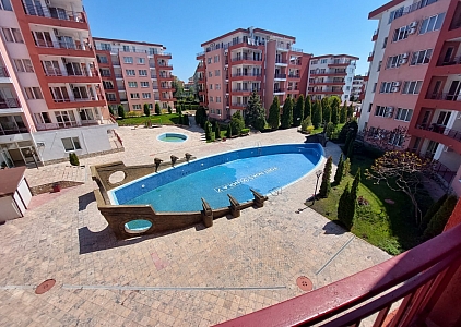 Apartment overlooking the pool in a complex on the first line. Photo 8 Apartment overlooking the pool in a complex on the first line. Photo 8