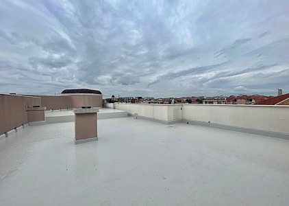 Квартира с большой террасой в 100 метрах от пляжа. Фото 7 Квартира с большой террасой в 100 метрах от пляжа. Фото 7