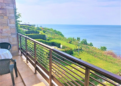 Apartment mit Panoramablick auf das Meer in der ersten Reihe. Foto 5
