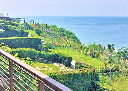 Apartment mit Panoramablick auf das Meer in der ersten Reihe. Foto 6