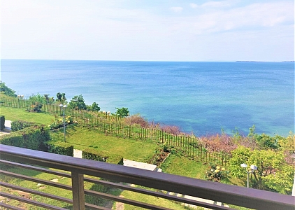 Apartment mit Panoramablick auf das Meer in der ersten Reihe. Foto 7