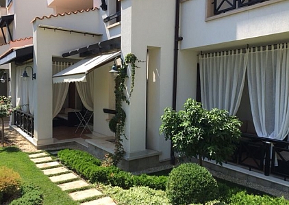 Luksusowy trzypokojowy apartament w luksusowym kompleksie. Zdjęcie 1