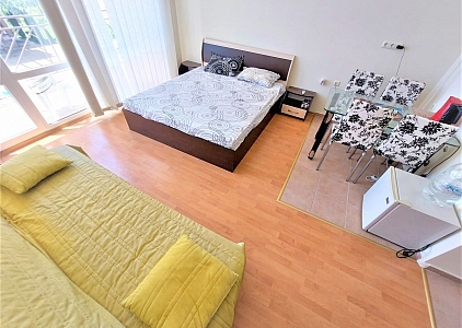 Cozy studio overlooking the pool in a large complex. Photo 1 Cozy studio overlooking the pool in a large complex. Photo 1