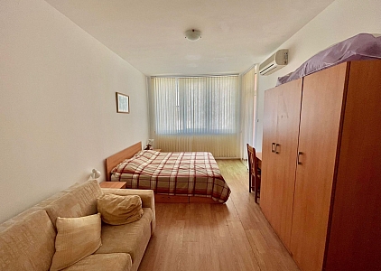 Large apartment with sea views 50 meters from the beach. Photo 15 Large apartment with sea views 50 meters from the beach. Photo 15
