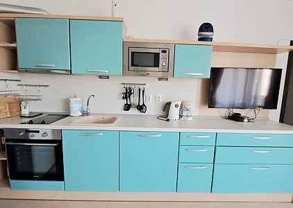 Beautiful two-room apartment 300 meters from the beach. Photo 11