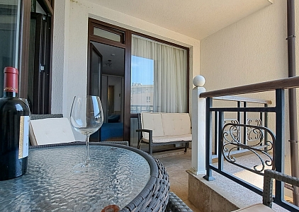 Beautiful two-room apartment 300 meters from the beach. Photo 5