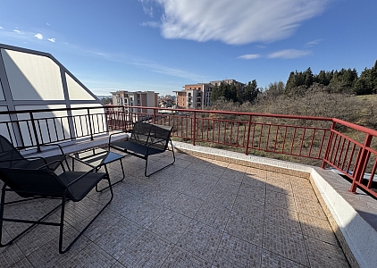 Duży apartament z widokiem na morze. Zdjęcie 19