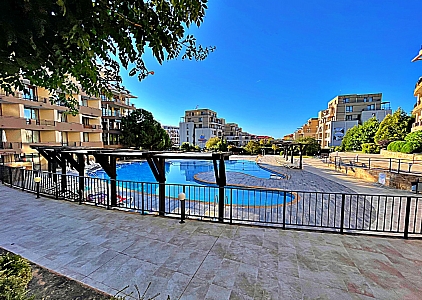 Beautiful studio with a pool view. Photo 22 Beautiful studio with a pool view. Photo 22